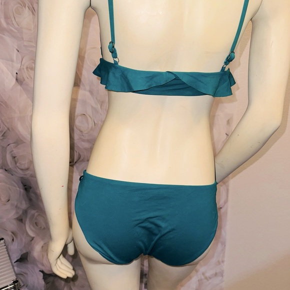 BECCA Socialite Ruffle string bikini top in fern M - Picture 12 of 12